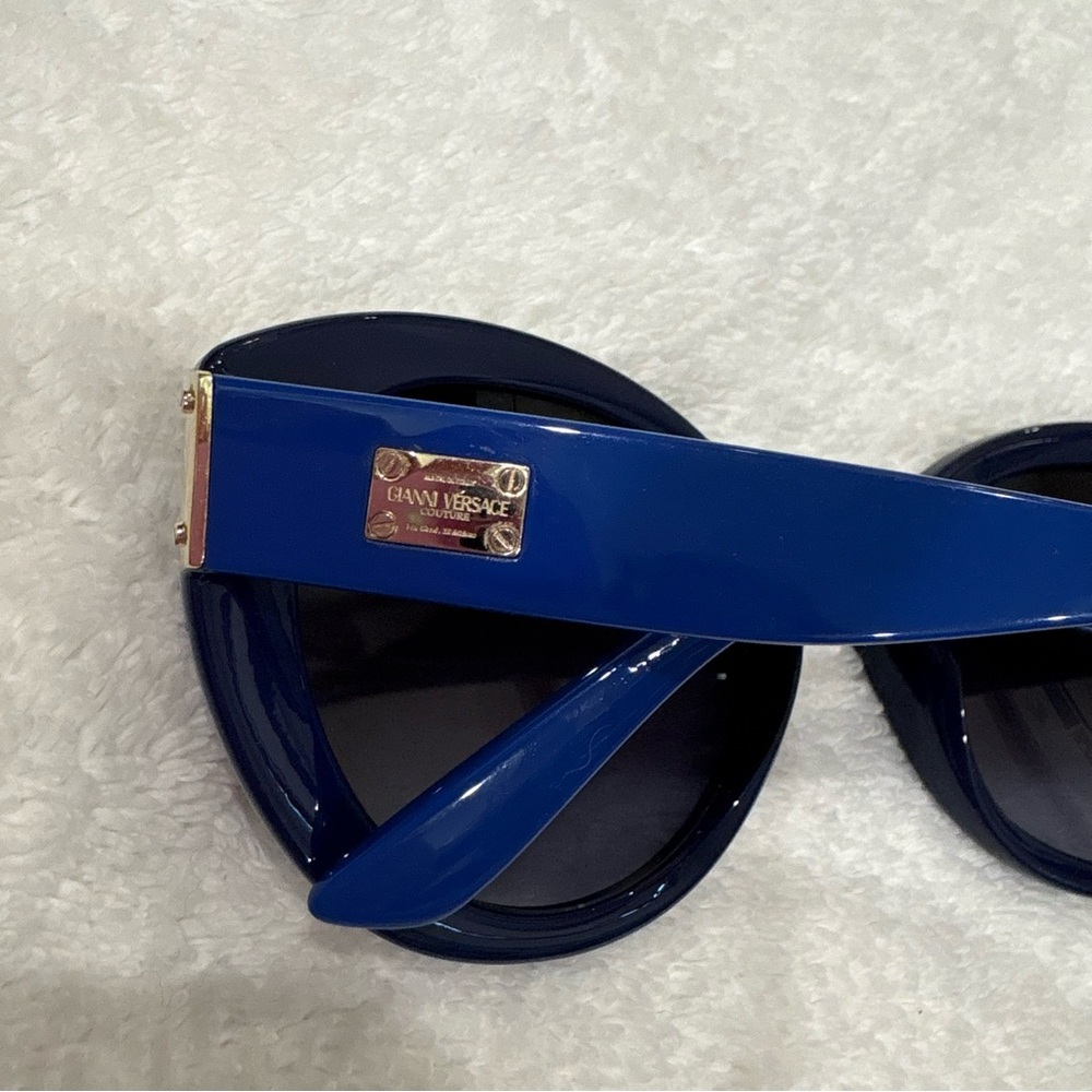 VERSACE Gianni Versace Blue Plastic Oversized Sunglasses - Picture 8 of 16